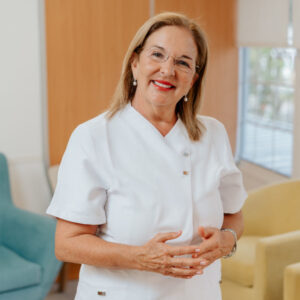 Pilar Villena Quintero - Especialista en Ortodoncia y Ortopedia Dentofacial  Pilar Villena Quintero - Especialista en Ortodoncia y Ortopedia Dentofacial